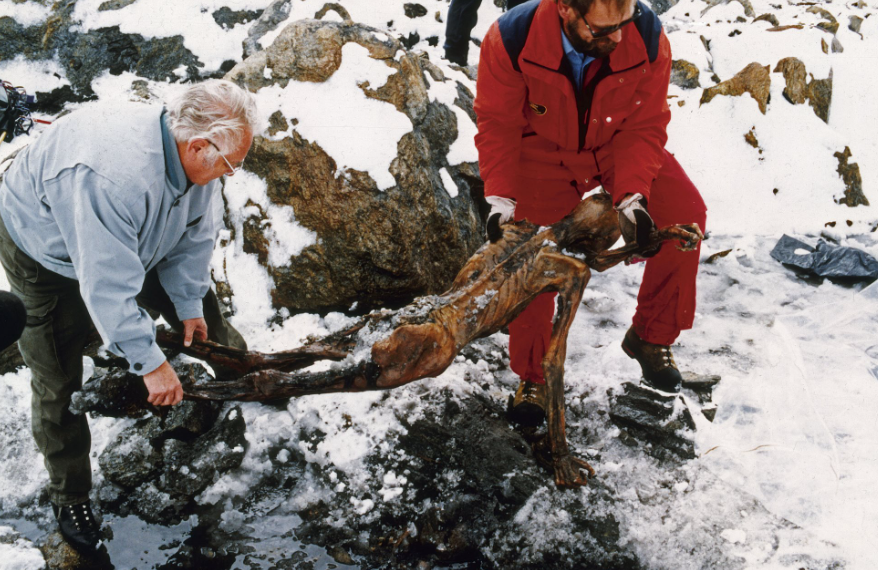 Ötzi, el hombre de hielo rescatado en las cumbres alpinas